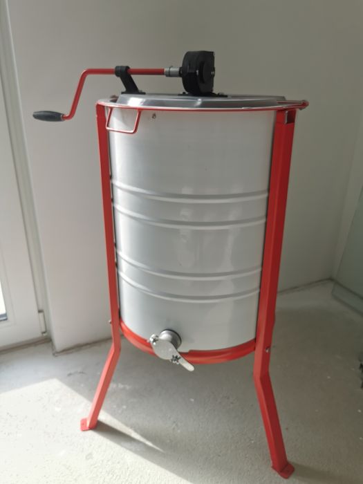 Vând centrifuga   inox ABB-100