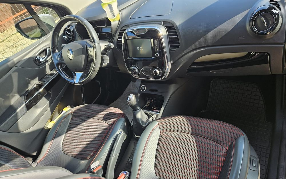 Renault Captur /1.5 dCi Energy Experience /90 CP / Manuala / 2015