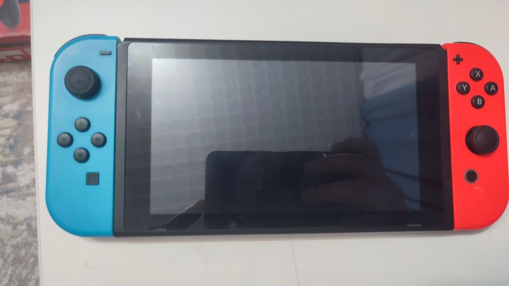 Продаётся Нинтендо свитч