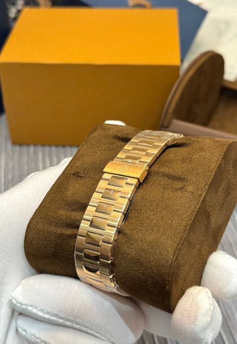 Patek Philippe Nautilus злато