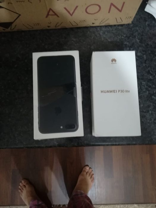 Cutie pentru diferite telefoane