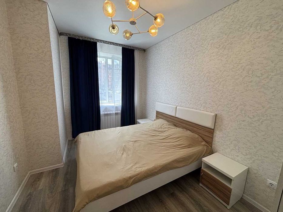 Продам 2-комнатную квартиру в новом ЖК. Район Плазы.