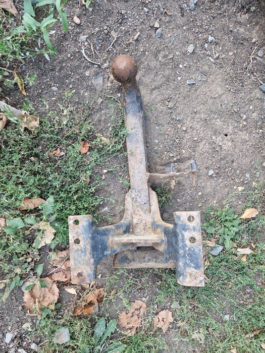 Фаркоп для машины