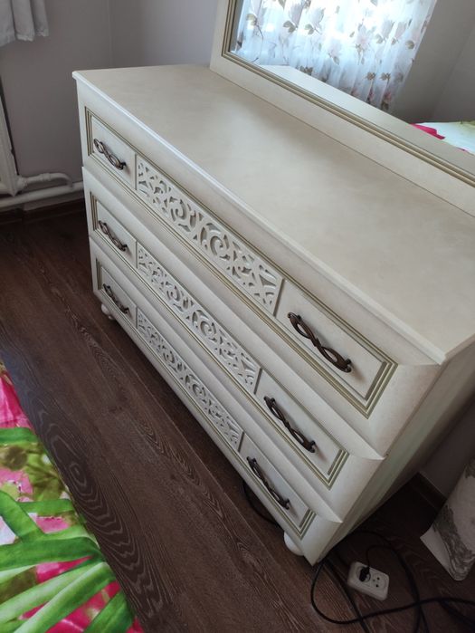 Продам двухспальнюю кровать