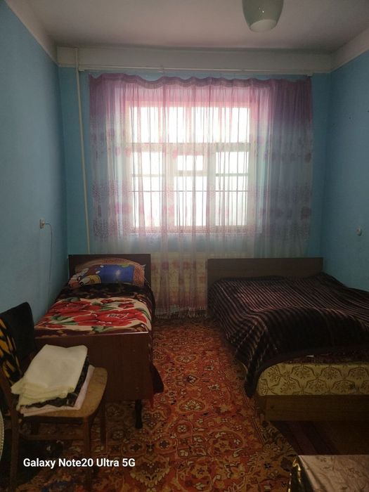 Uy sotiladi 8.5 sotix