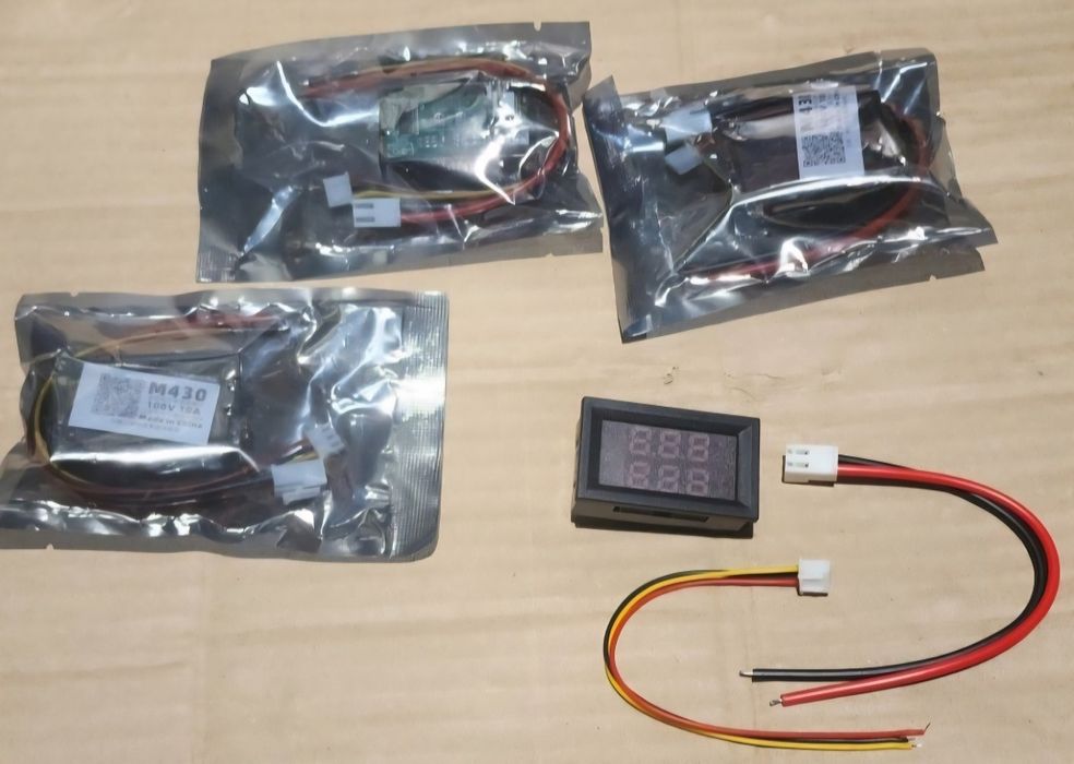 Voltmetru digital 4in1