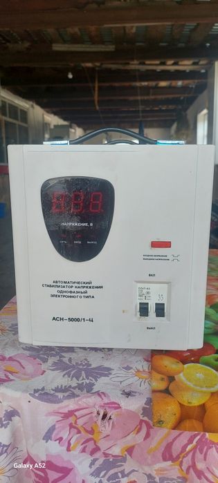 Автоматический стабилизатор напрежентя