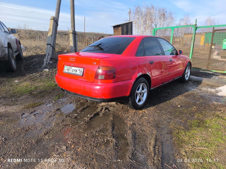 Продаю машину  все вопросы по телефону