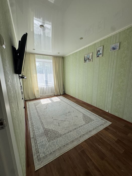 Продается 2-х ком кв в районе магазин Экспресс