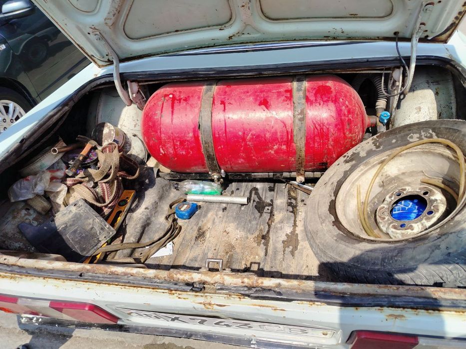 Ишлатаман Жиган одам бу́са жуда жони бакуват