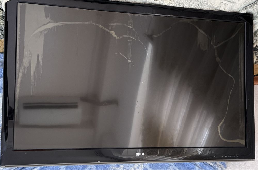 Телевизор  б/у LG 42LM340T