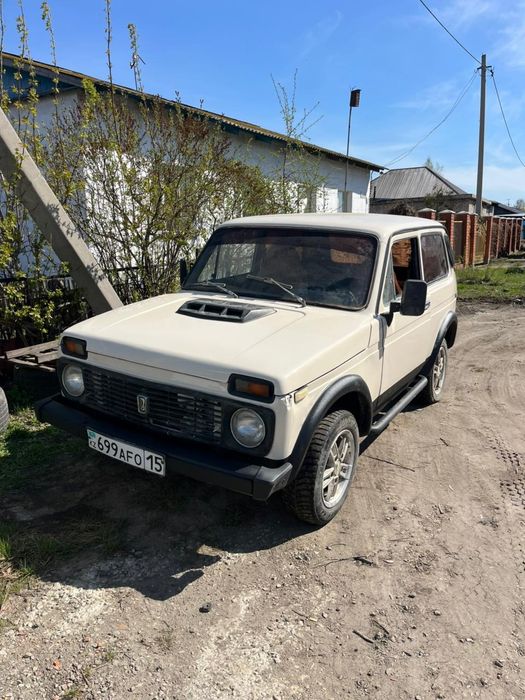 Продам ниву инжектор