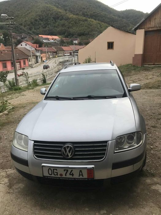 Vand WV Passsat 1.9 131 cp an 2003 în stare buna pret 1600 euro neg