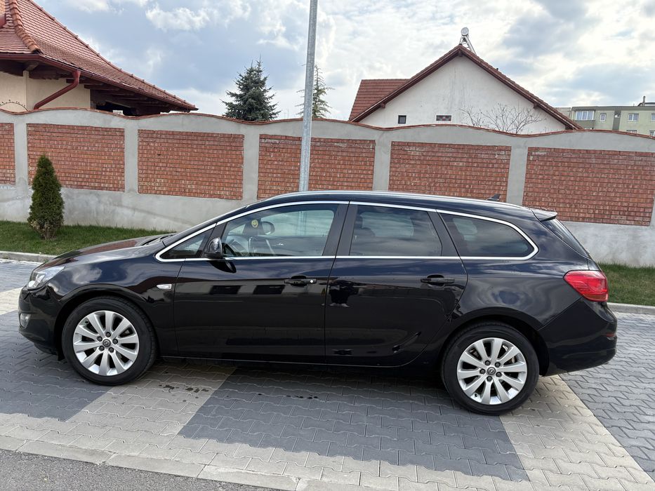 Opel Astra j 2011 2.0 diesel