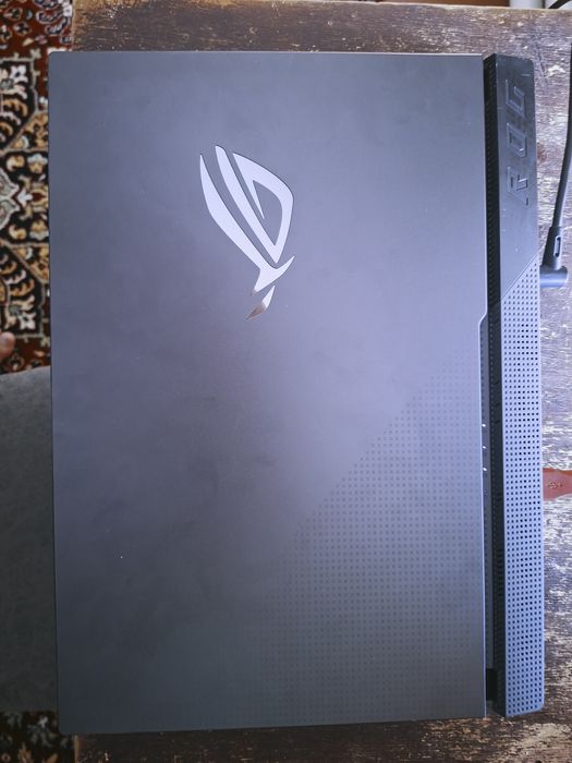 ASUS ROG Strix G15. RYZEN 7 5800H / RTX 3070