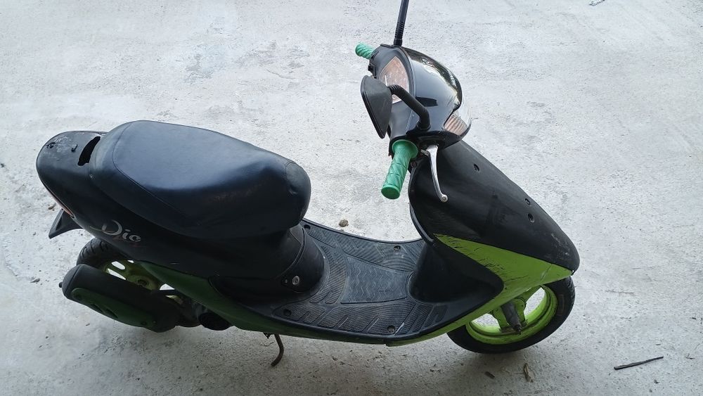 Скутер  Honda Dio