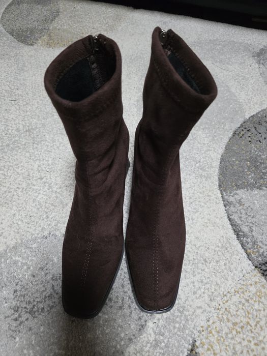 Кафяви боти изкуствен велур 39 номер