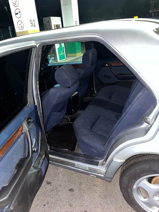 Mersedez benz E280