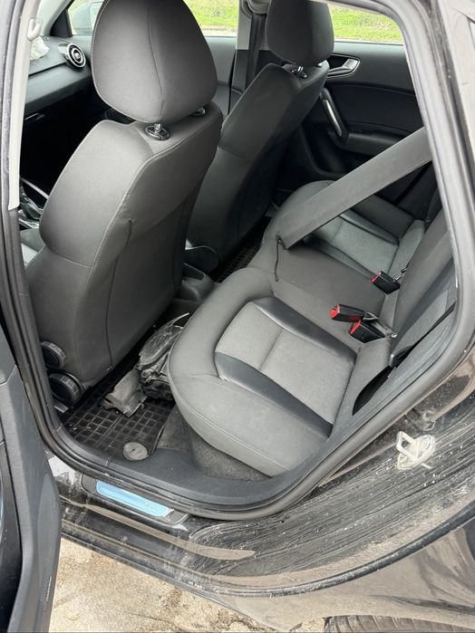 Ауди А1 на части Audi A1 1.6tdi CaY автомат 4 врати 150000км