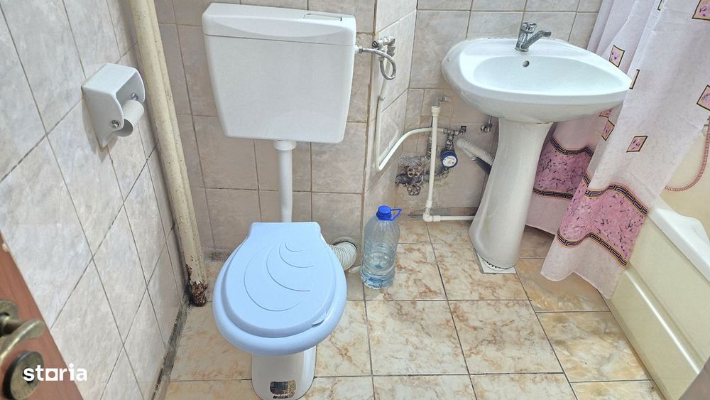 Vand apartament 2 camere Deva, zona Pacii (Cartea Funciara), etaj 1,