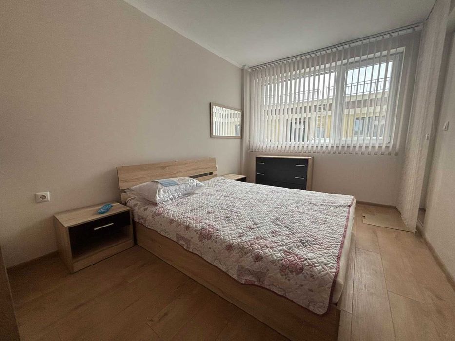 Дава се под наем Двустаен апартамент в Бургас, Славейков - 60 кв.м за 612 € - Снимка #5