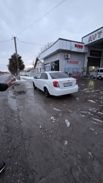 Lacetti 2011 metan bor srochna sotiladi