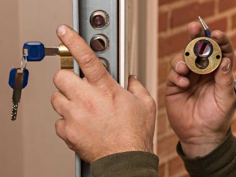 Профисиональное Всерытие замков. Всерытие сейфов. Вскрытие машин