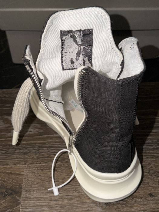Rick Owens Abstract Jumbo Laces