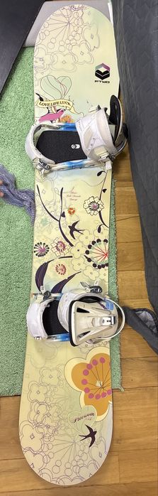Snowboard FTWO Freedom 143 + legături  PREȚ MIC, VÂND RAPID
