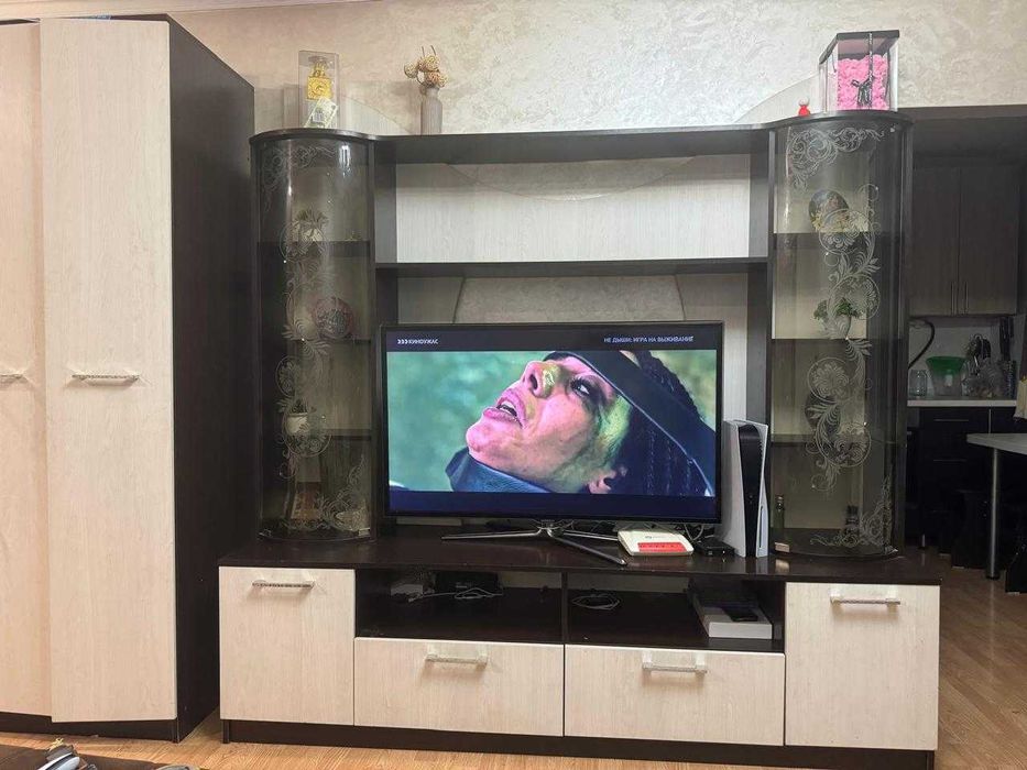 Продам стенку для гостиной