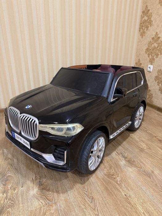 BMW bolalar mashinasi. Holati zo’r