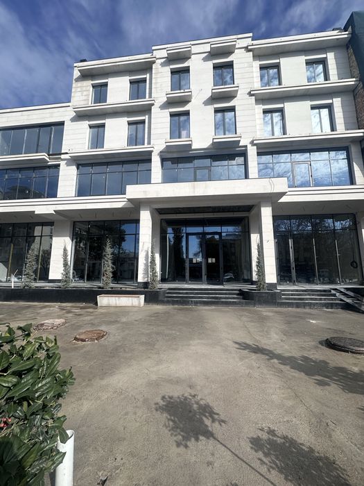 Аренда отдельностоящего здание по 600м2  рядом с Малика СафийскийAK90