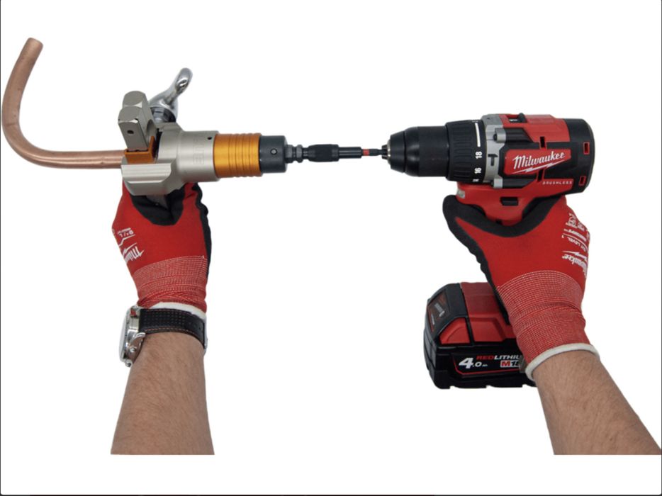 Negociabil ! Reduceri substantiale la sculele value ! Livhidare stoc frigmacool !Trusa value vft-808e-i presa bercluit trava cupru aer conditionat nou