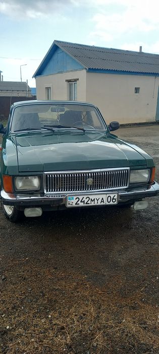 Волга сатылады,бағасы 950 000,торг есть