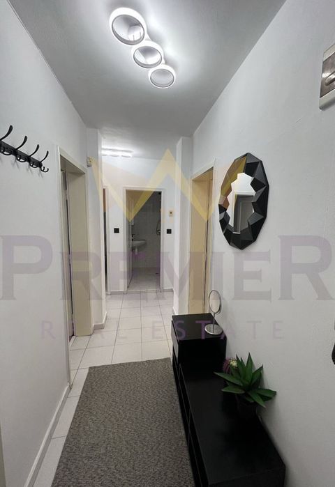 Дава се под наем Тристаен апартамент в Варна, Гръцка махала - 90 кв.м за 612 € - Снимка #10