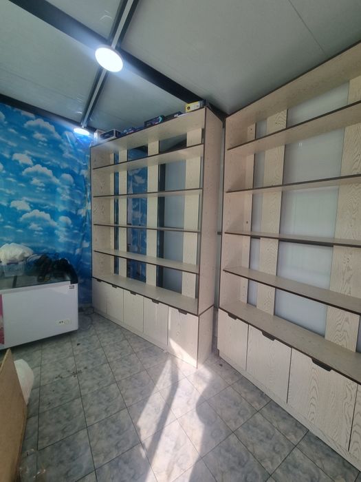 SROCNA Magazinga polka qolati yaqchi 2 dona bor 2 metir 1tasi