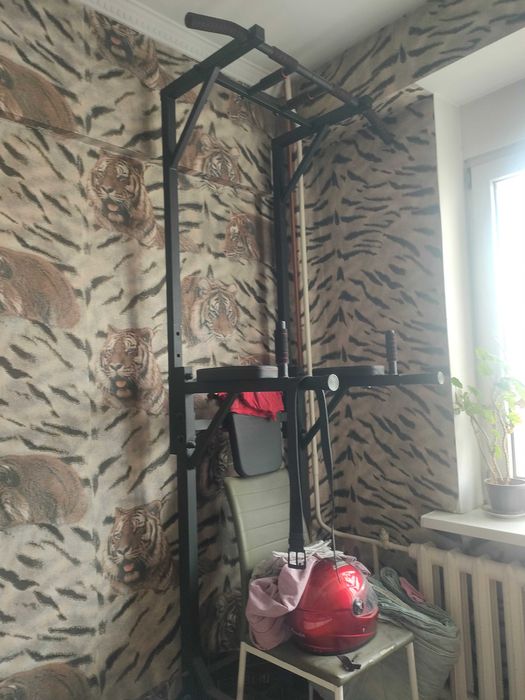 Продам тренажёр, турник