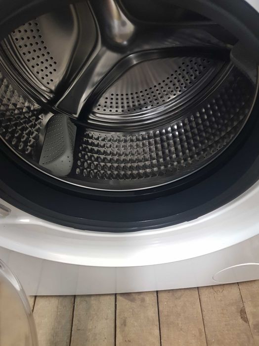 Пералня Haier, перфектно състояние, 8KG