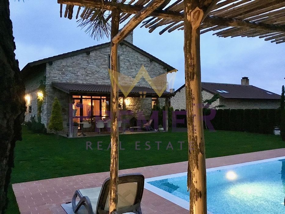 Продава се Къща в с. Приселци, Област Варна - 330 кв.м за 1455 €/кв.м - Снимка #3