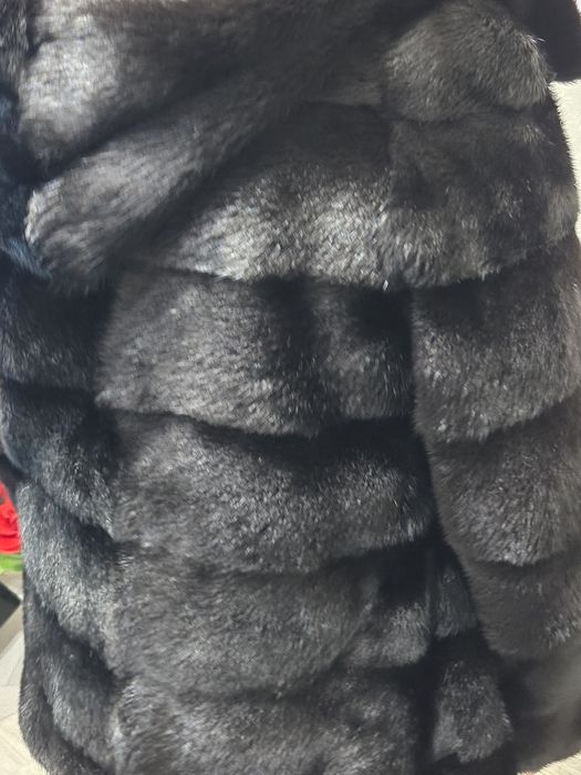 Шуба норковая продам