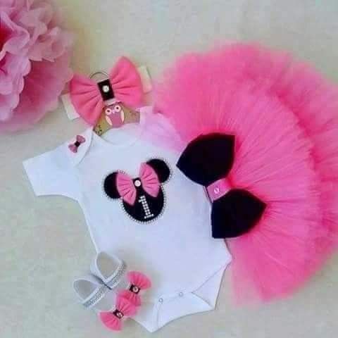 Costumase aniversare