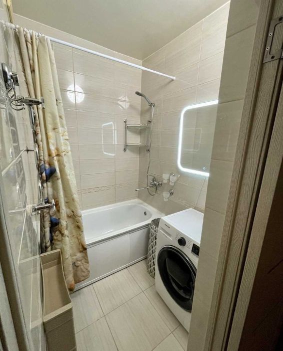 В аренду 3х комнатная кв