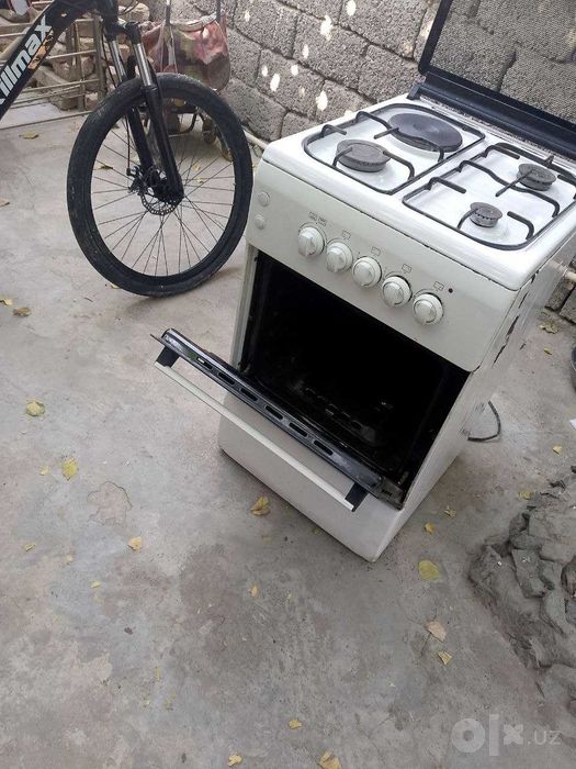 Продается газовая плита Артель