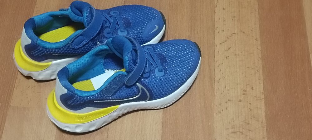 Adidași Nike renew 27'5