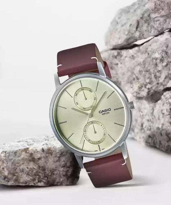 Мъжки часовник CASIO MTP-B31OL-9AVEF НОВ