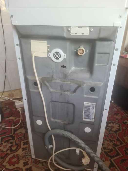 Стиральная машинка indesit