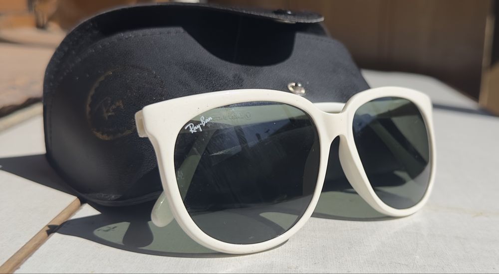 продам винтажные очки Ray-Ban RB4378