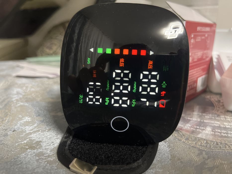 Тонометр на запястье