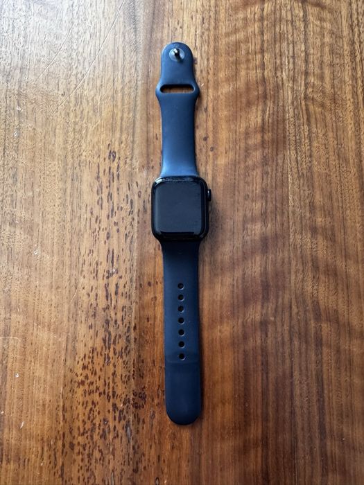 Смарт часовник Apple watch S2