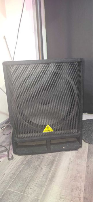 Продавам Професионална Озвучителна Система Behringer